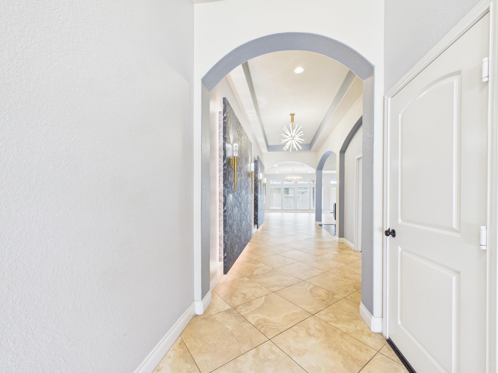 2807 Naples Park Lane - Photo 6