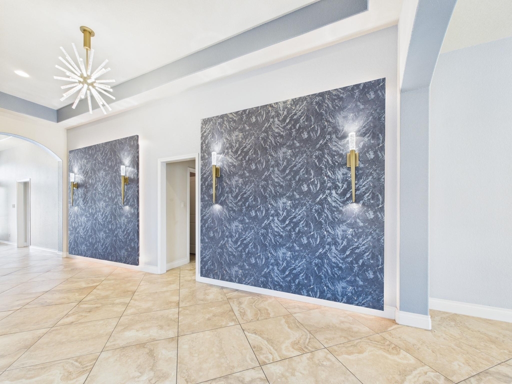 2807 Naples Park Lane - Photo 9