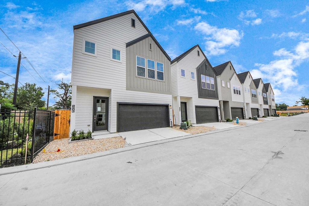 6514 Old Olive Tree Drive - Photo 3