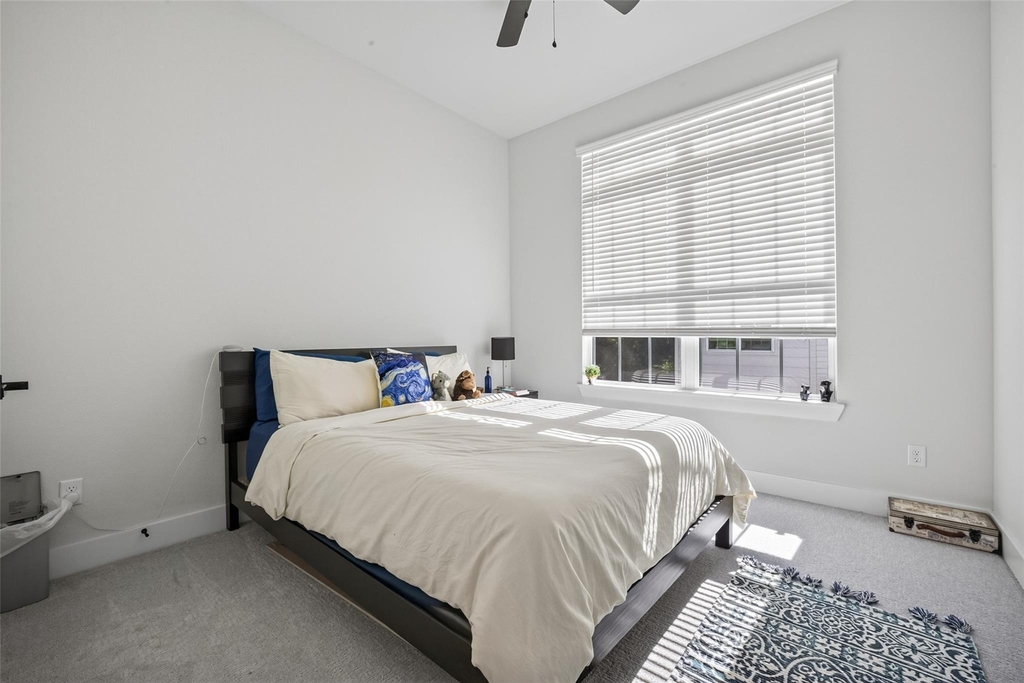 5737 White Magnolia Street - Photo 18