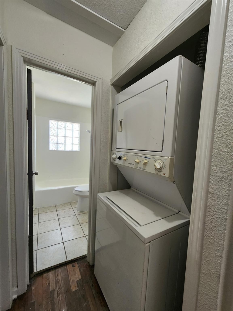 112 1st Avenue N - Photo 8