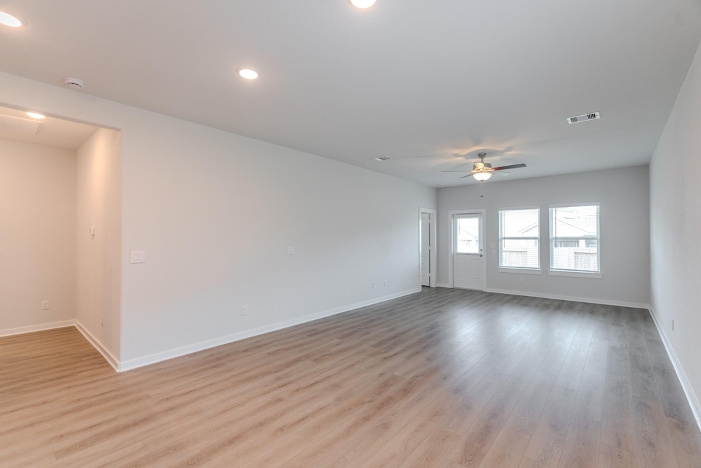 8555 Blueberry Ash Street - Photo 8