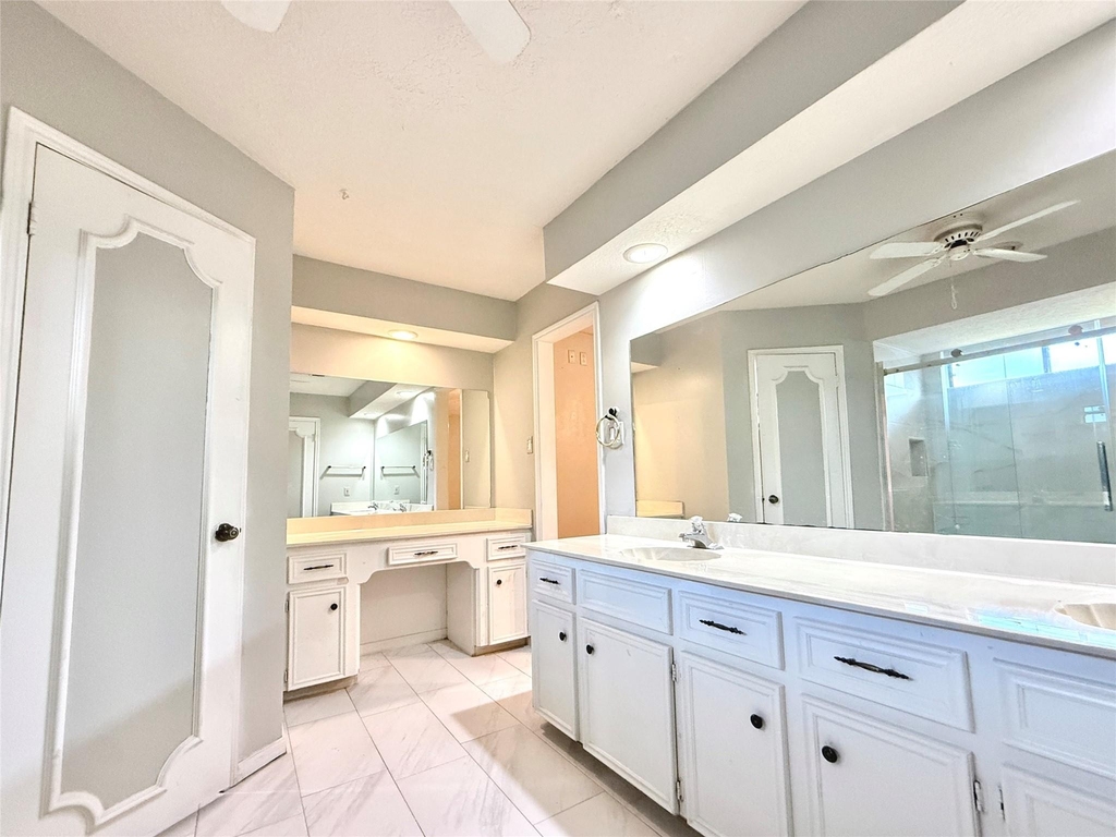 9002 Sabastian Drive - Photo 24