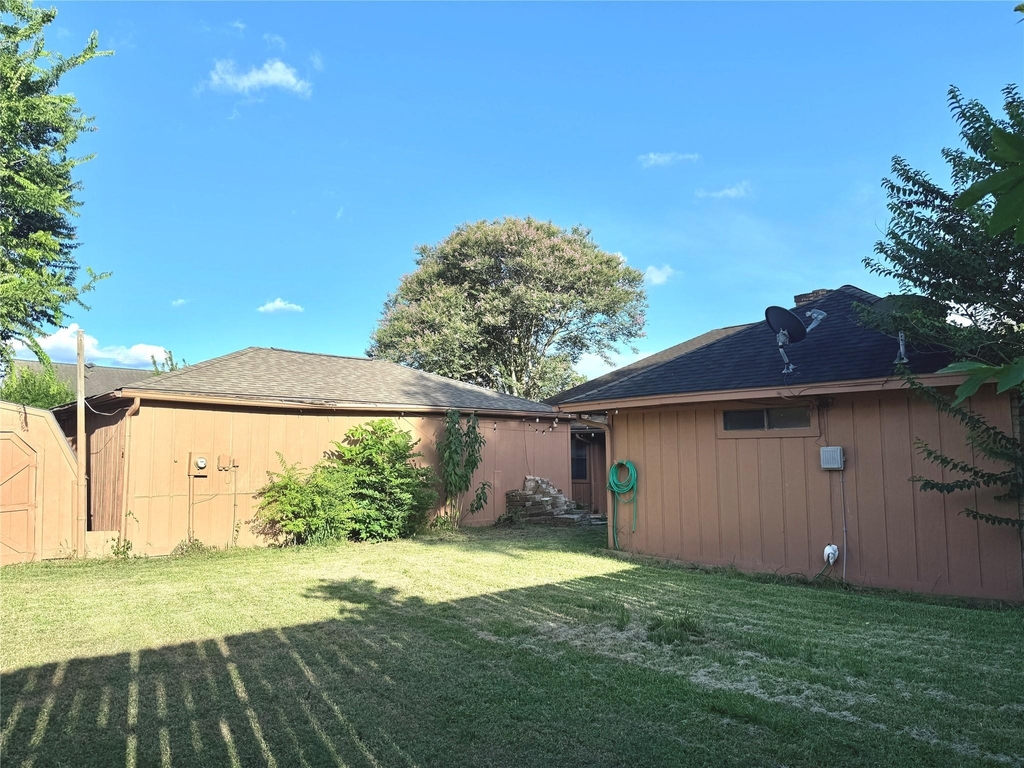 9002 Sabastian Drive - Photo 29