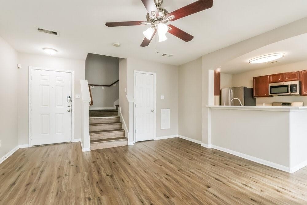 2507 Kiplands Way Drive - Photo 2