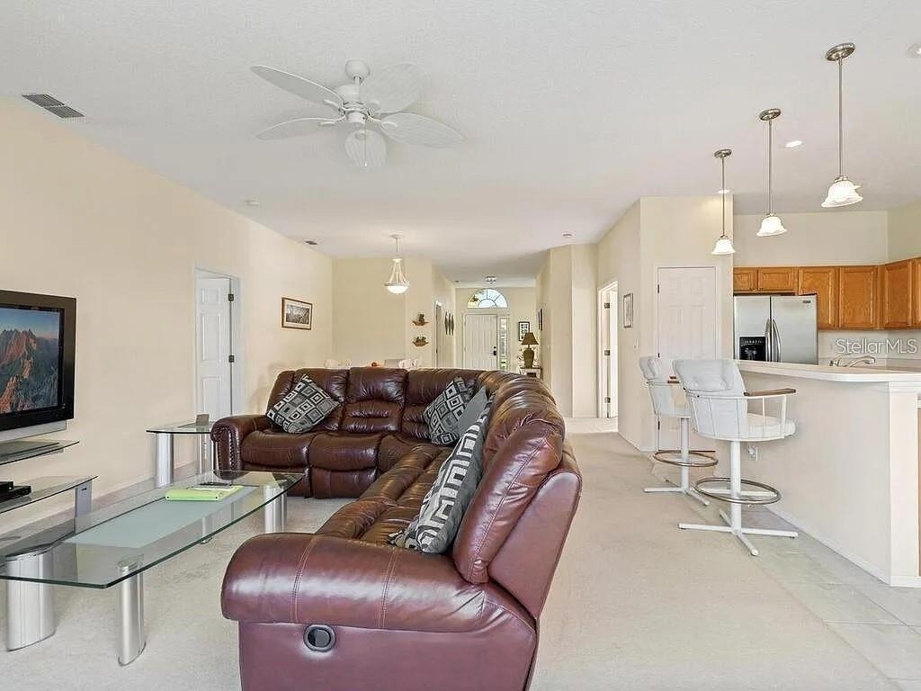 5044 45th Street W - Photo 4