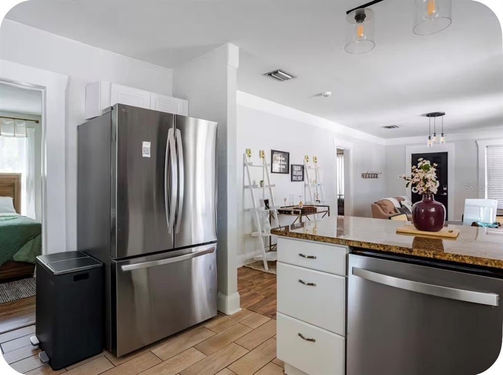405 E Adalee Street - Photo 11