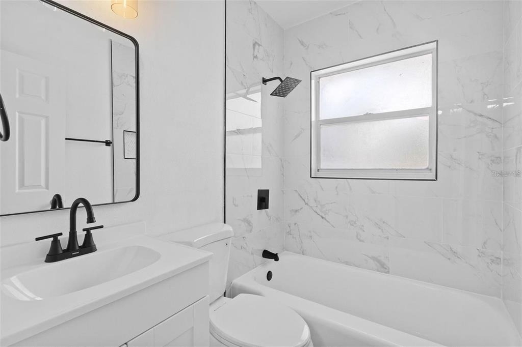 6206 S Foster Avenue - Photo 6
