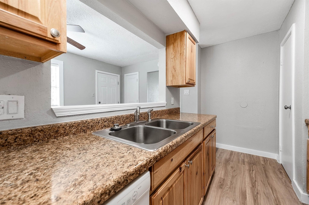 4620 W Orange Street - Photo 9