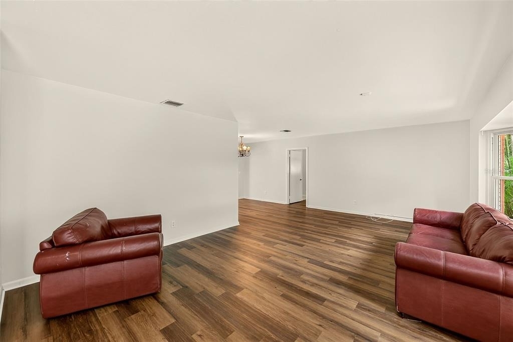 303 Saint Augustine Avenue - Photo 3