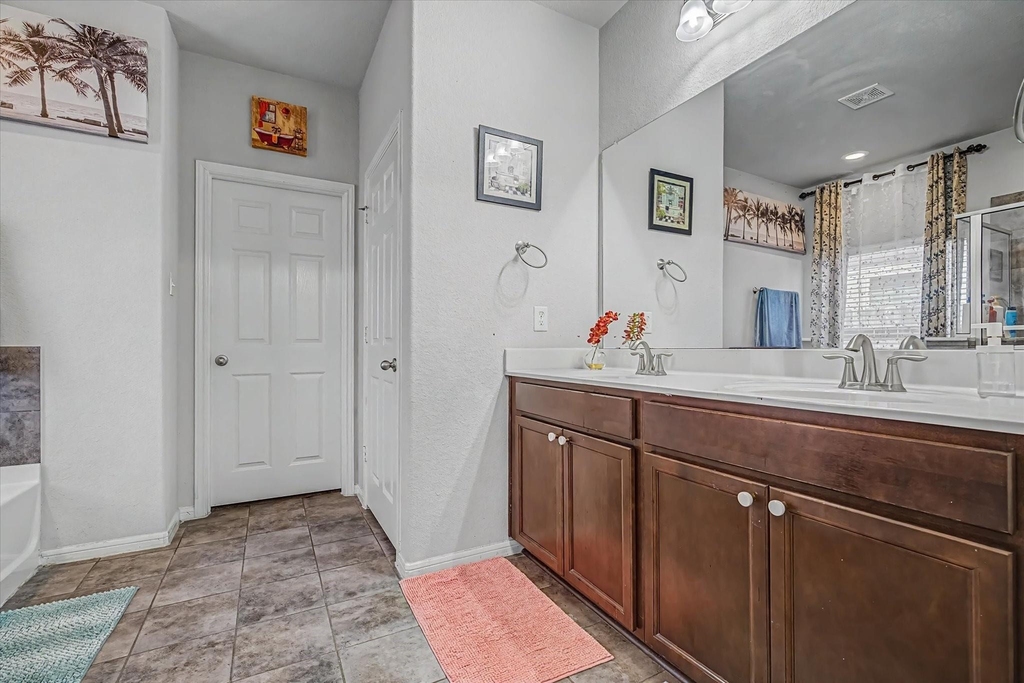 16534 Twinwalker Drive - Photo 11