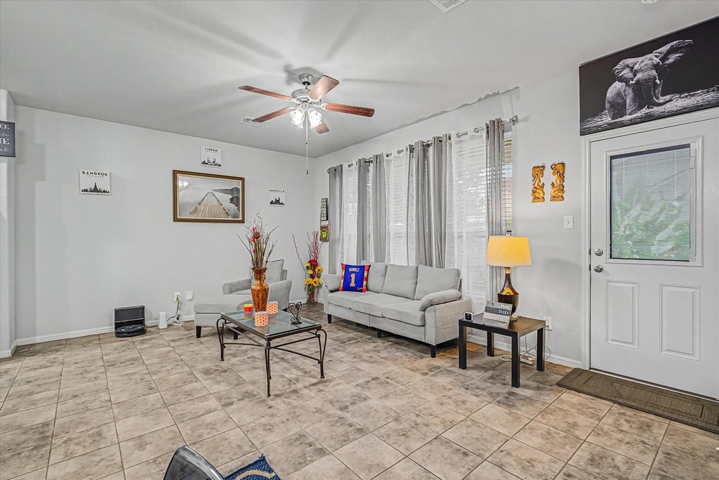 16534 Twinwalker Drive - Photo 7