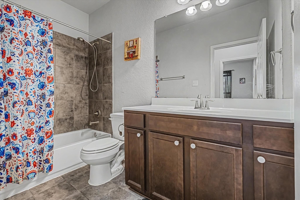 16534 Twinwalker Drive - Photo 14