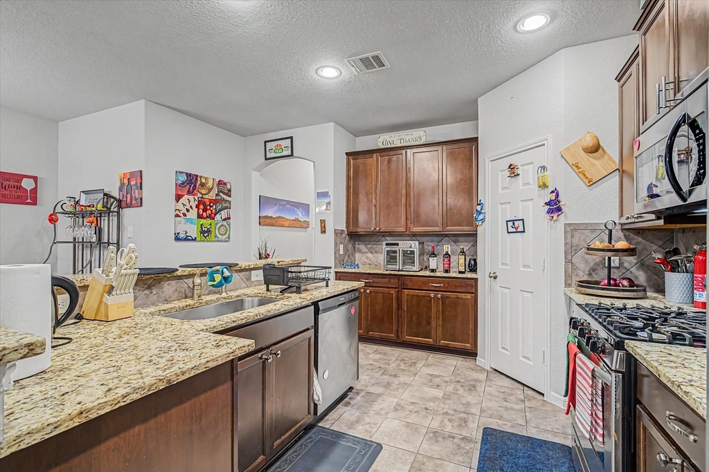 16534 Twinwalker Drive - Photo 5