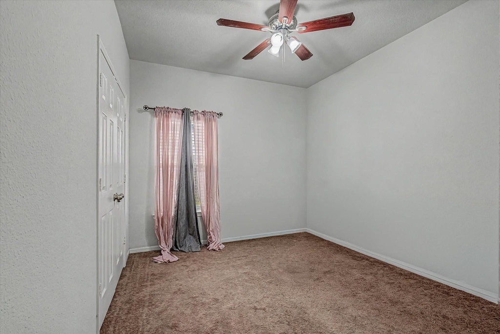 16534 Twinwalker Drive - Photo 17