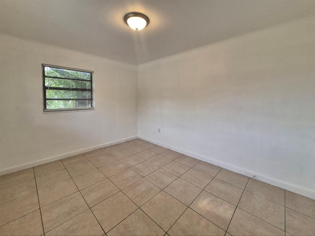 1726 W Chestnut Street - Photo 13