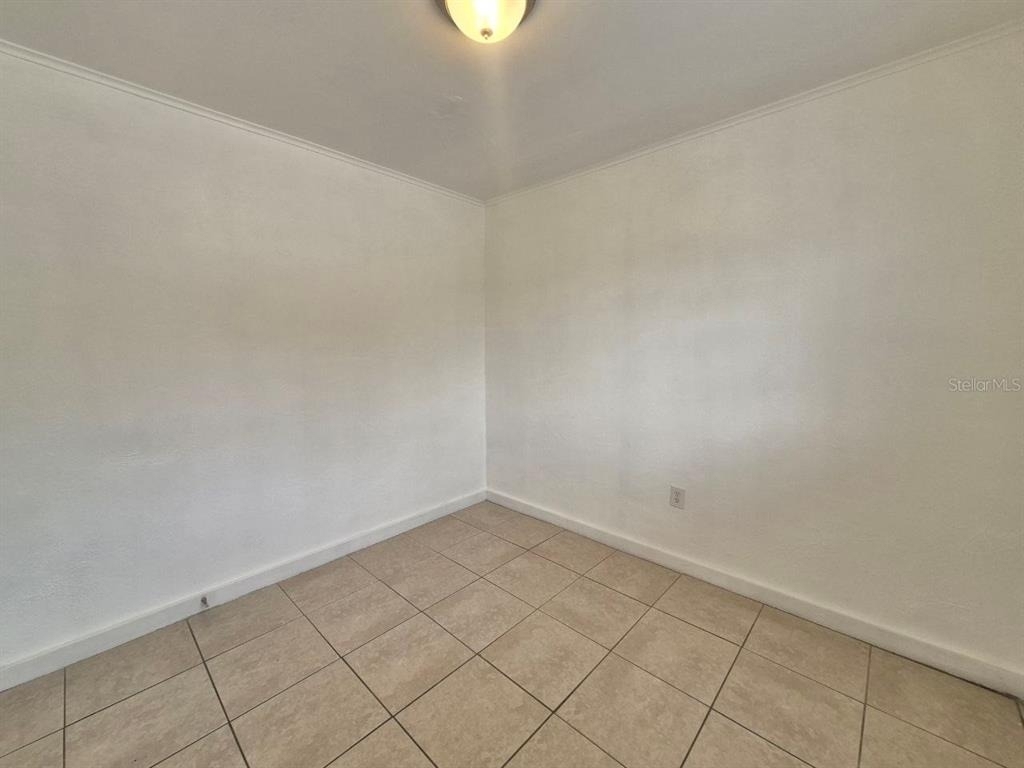 1726 W Chestnut Street - Photo 17