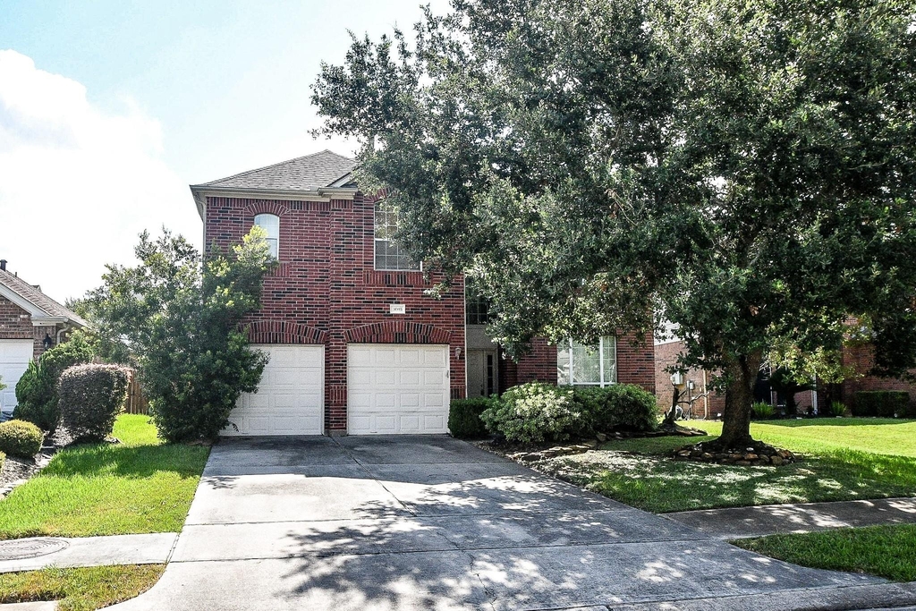 3015 Darby Brook Drive - Photo 0