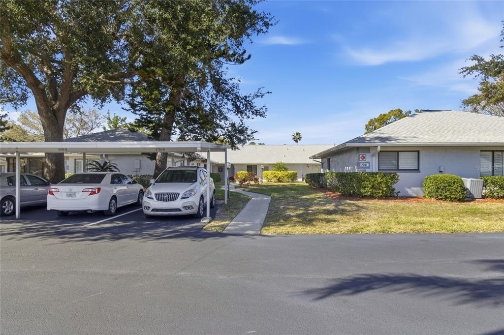 2701 Countryside Boulevard - Photo 4