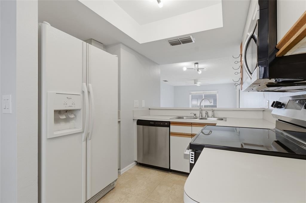 2701 Countryside Boulevard - Photo 9