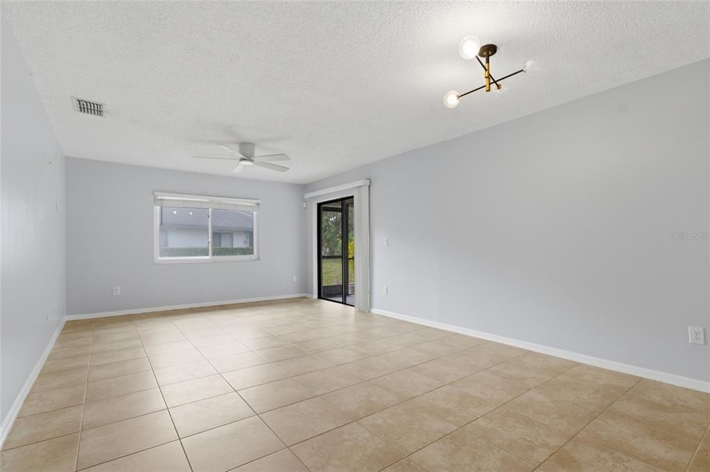 2701 Countryside Boulevard - Photo 5