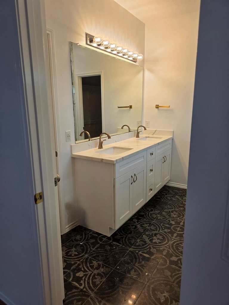 20330 Savannah Bay Road - Photo 14