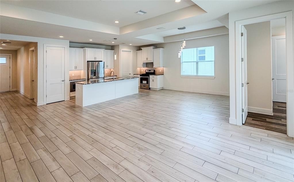 2065 Paragon Circle W - Photo 2