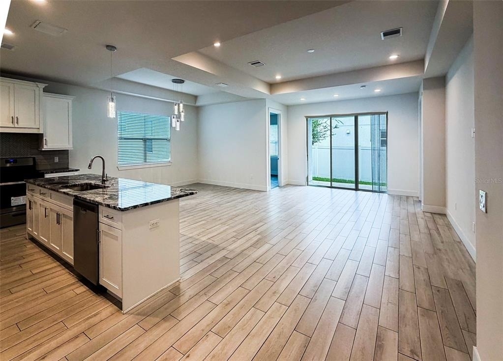 2065 Paragon Circle W - Photo 1
