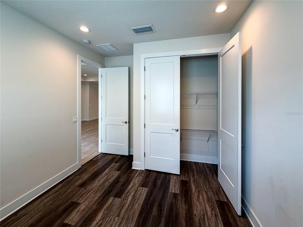2065 Paragon Circle W - Photo 10