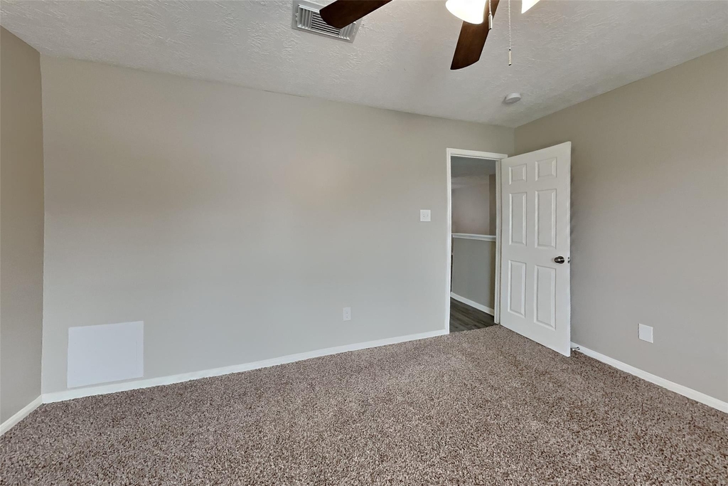 21884 Whispering Forest Drive - Photo 11