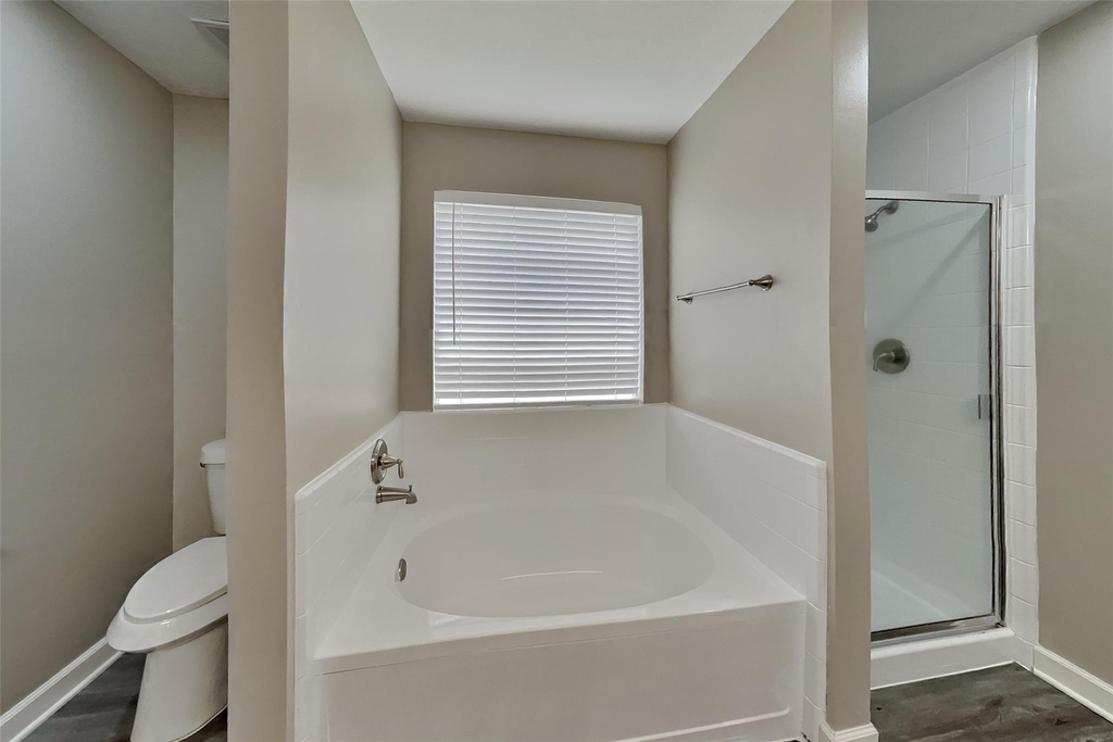 21884 Whispering Forest Drive - Photo 7