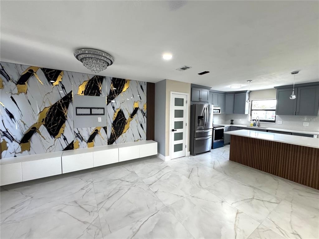 10708 Donbrese Avenue - Photo 4