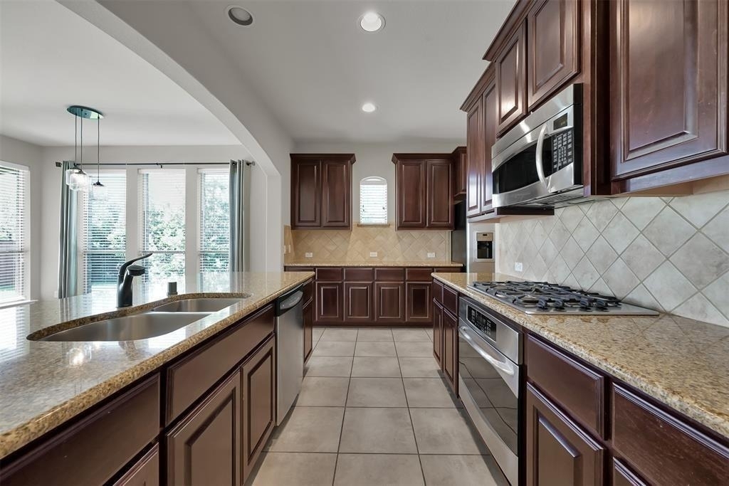 2 Maitland Court - Photo 9