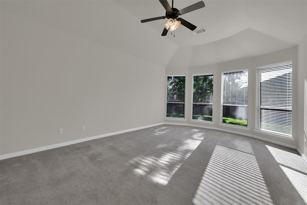 2 Maitland Court - Photo 14