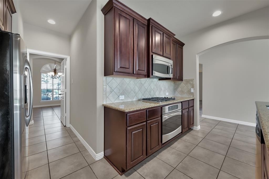 2 Maitland Court - Photo 8