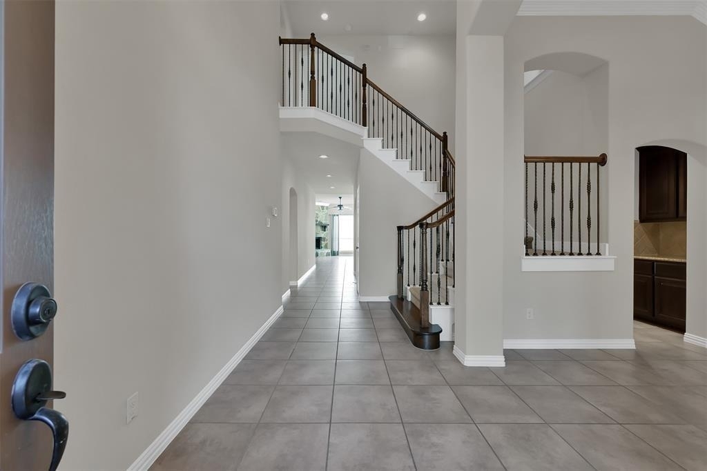2 Maitland Court - Photo 3