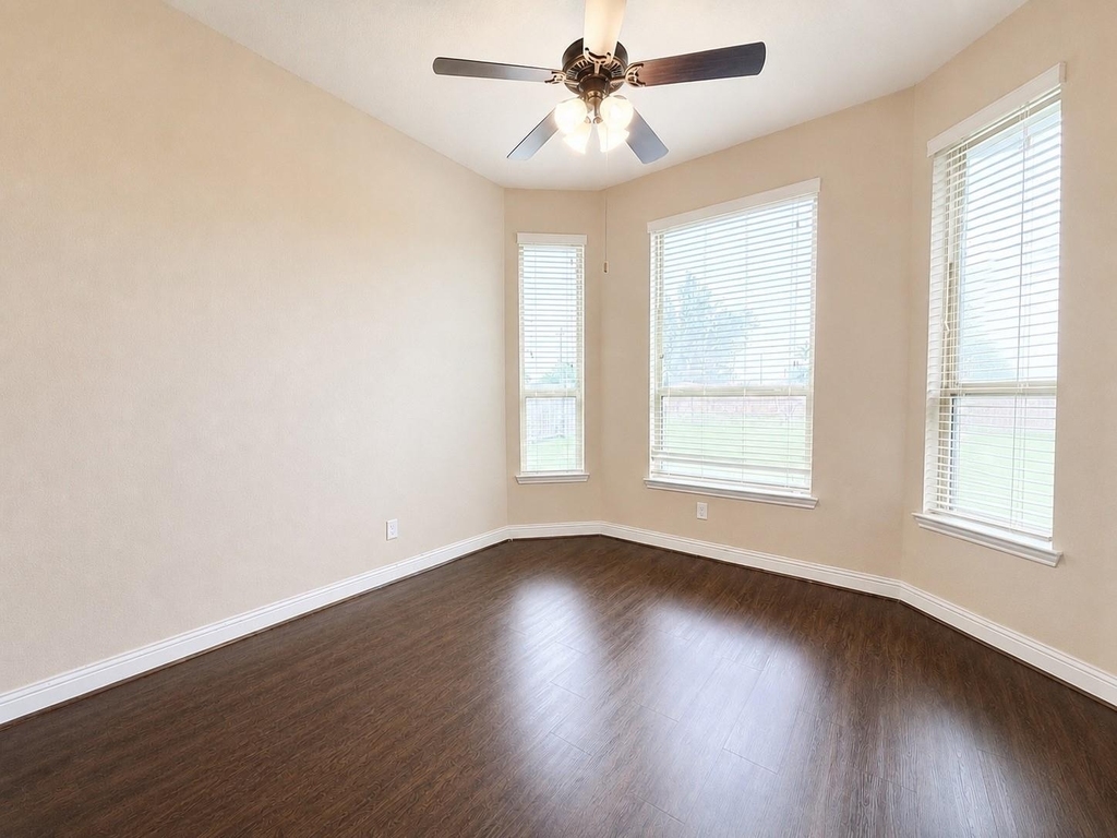 7742 Candlelight Park Lane - Photo 13