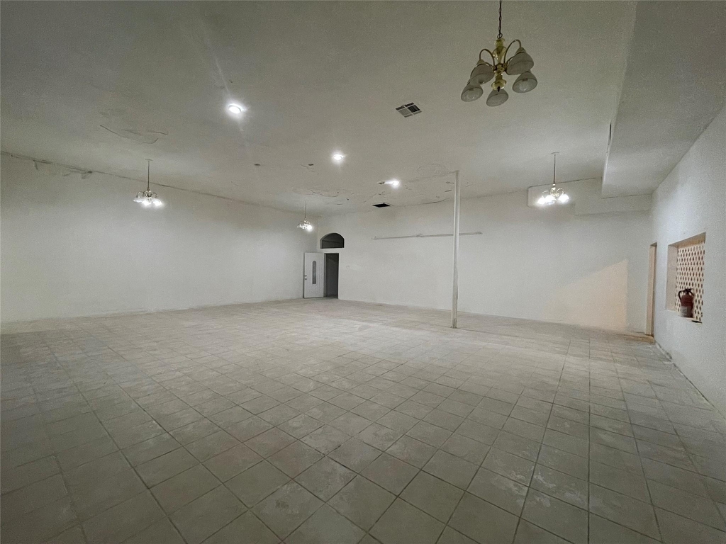 2900 Luell Street - Photo 3