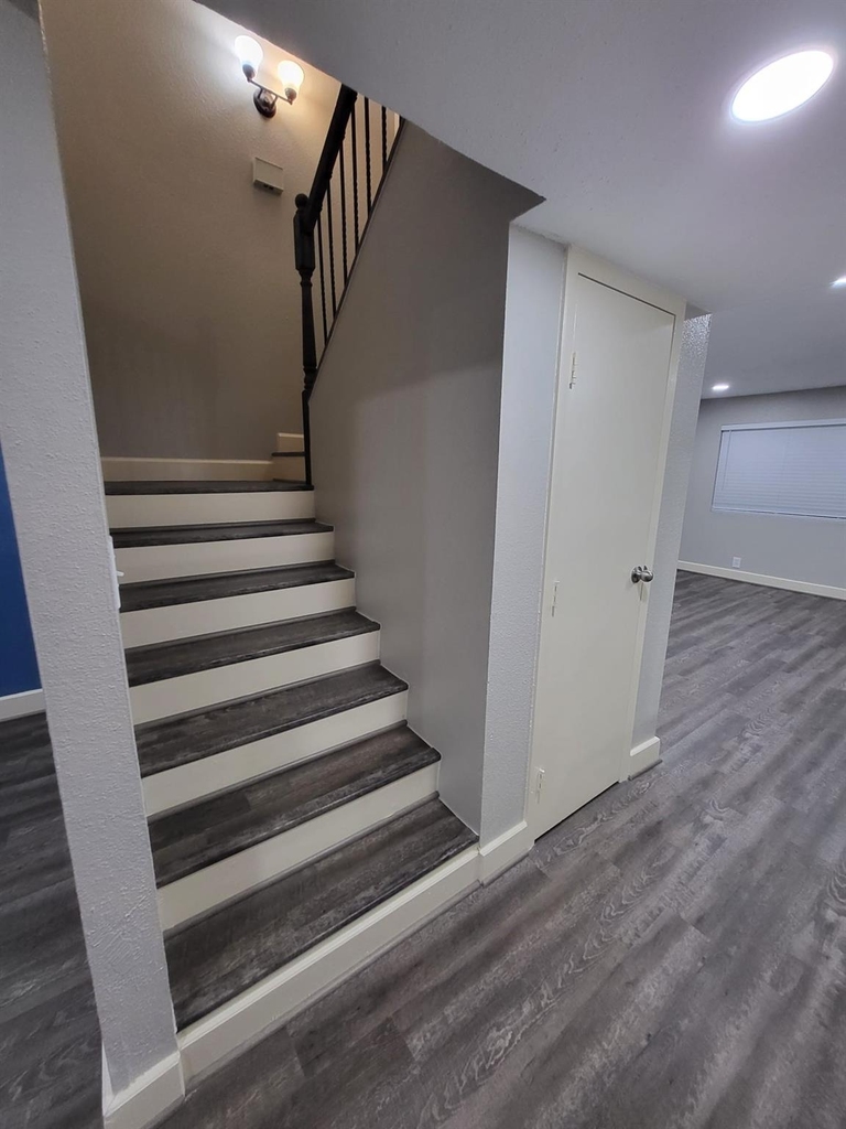 11002 Hammerly Boulevard - Photo 0