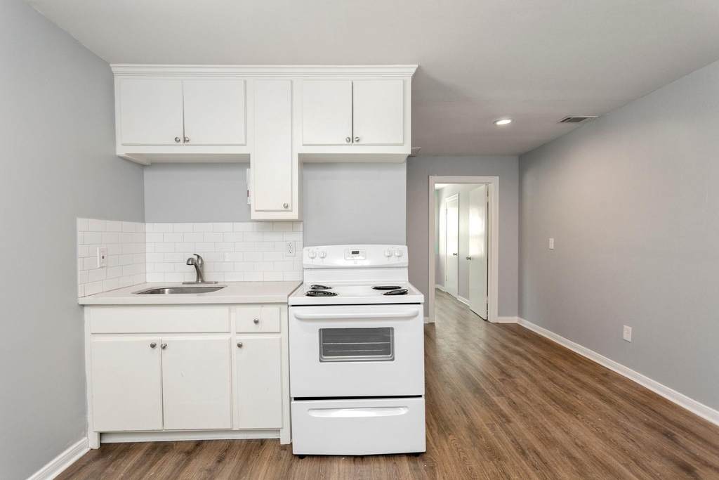 3601 Murworth Drive - Photo 3