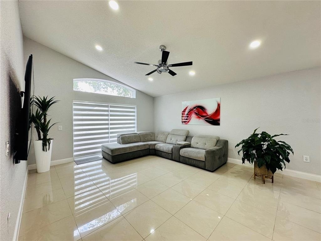 8885 Palisades Beach Avenue - Photo 6