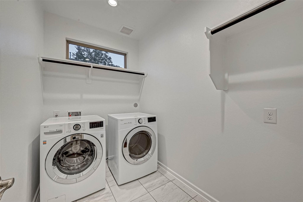 115 Sugar Peak Court - Photo 14