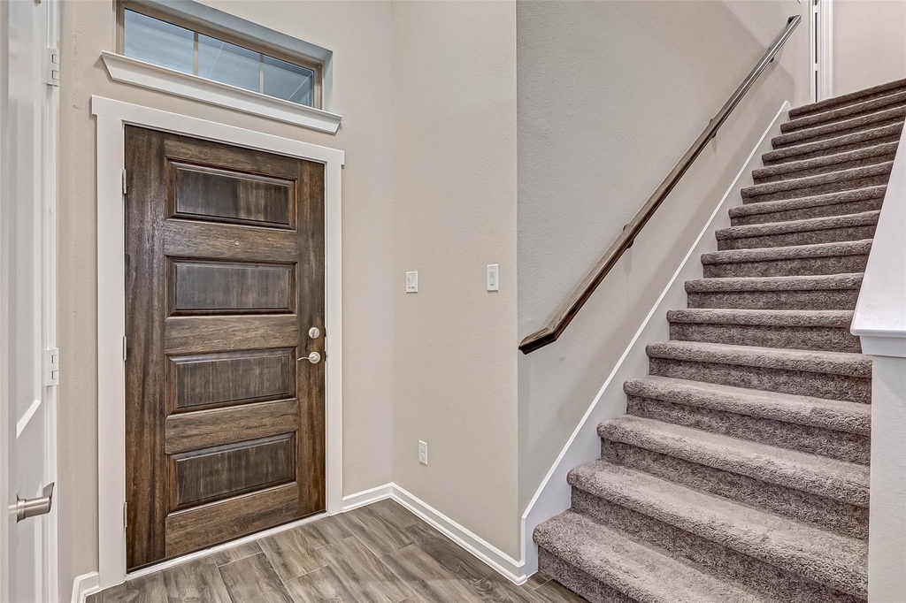 115 Sugar Peak Court - Photo 4