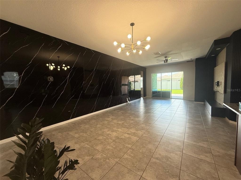2074 Brillante Drive - Photo 2
