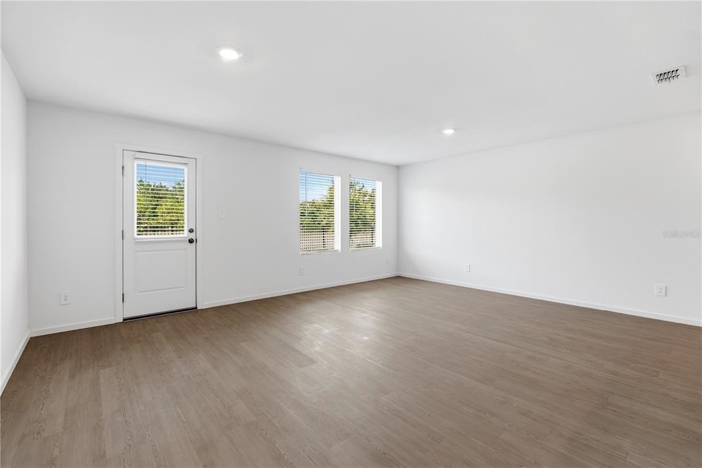 1225 Orion Street - Photo 3