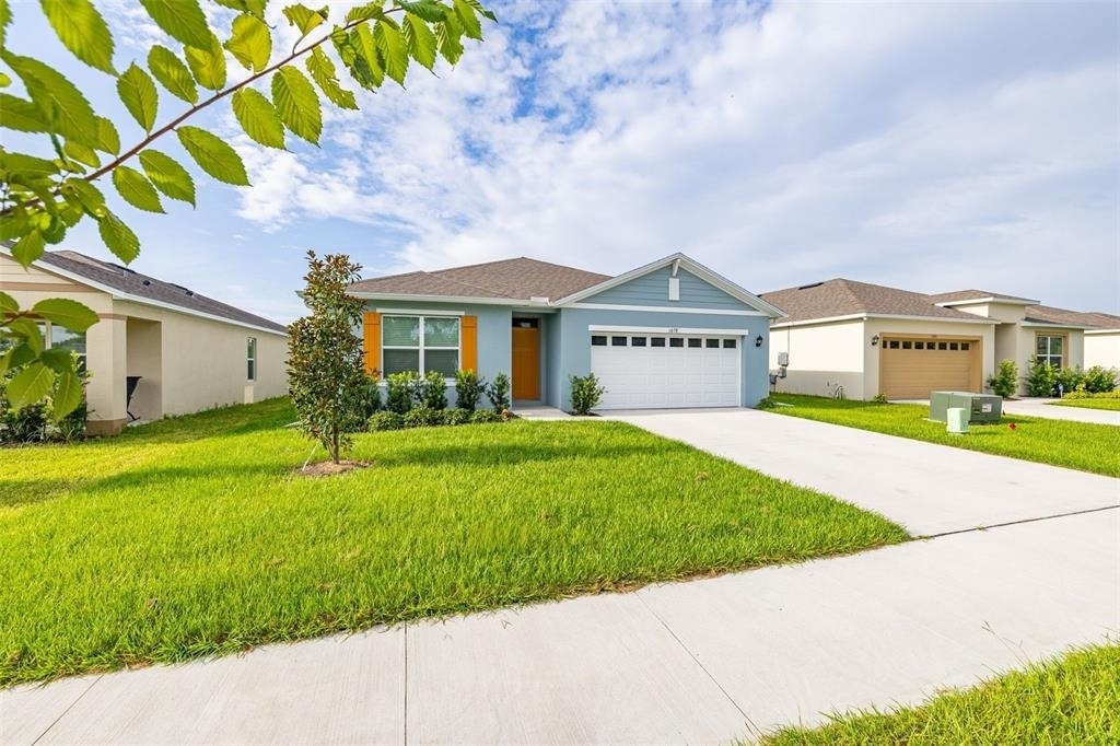 1078 Clay Boulevard - Photo 1