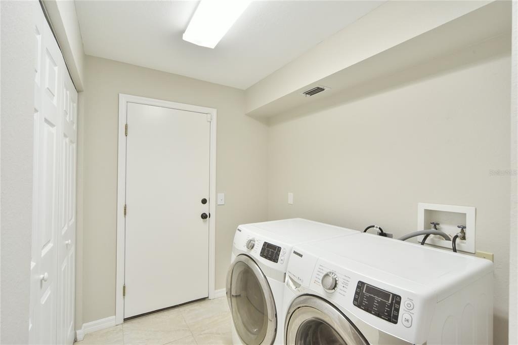 3909 Se 8th Street - Photo 20