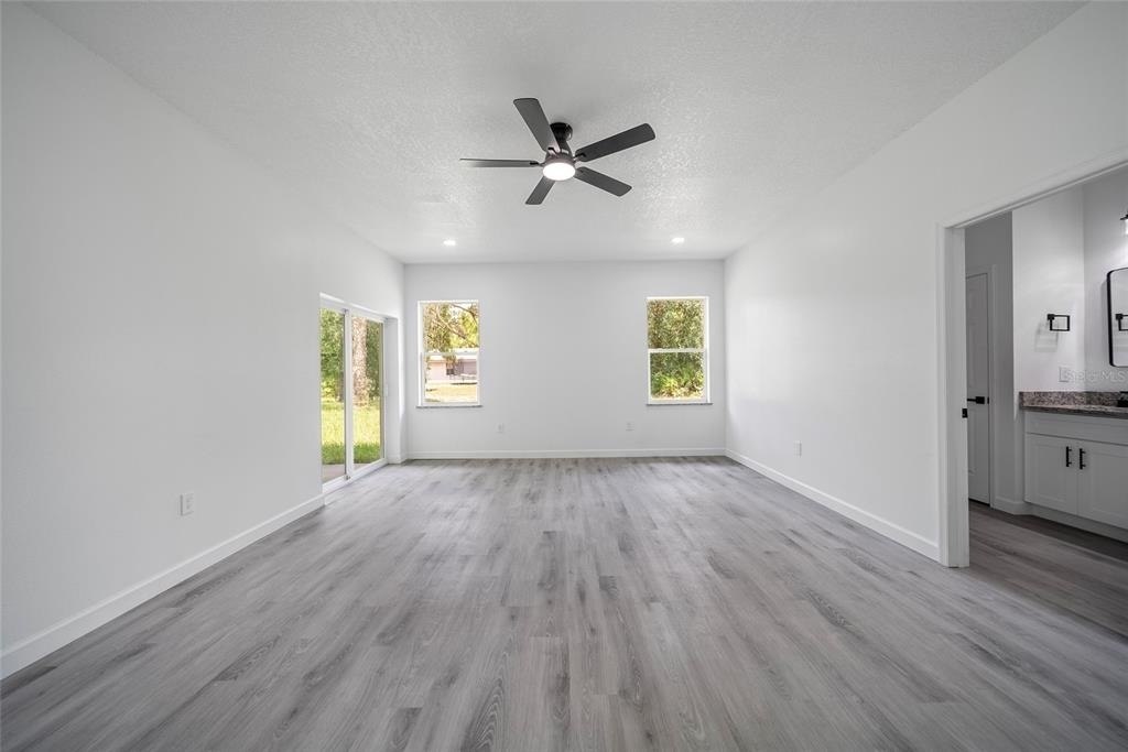 3908 Garienda Avenue - Photo 16