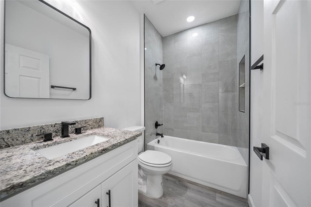3908 Garienda Avenue - Photo 25