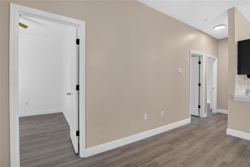 121 Aurelia Court - Photo 26